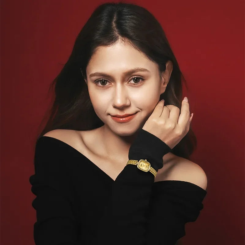 Front view of Mark Fairwhale 3060 LUMEA women&