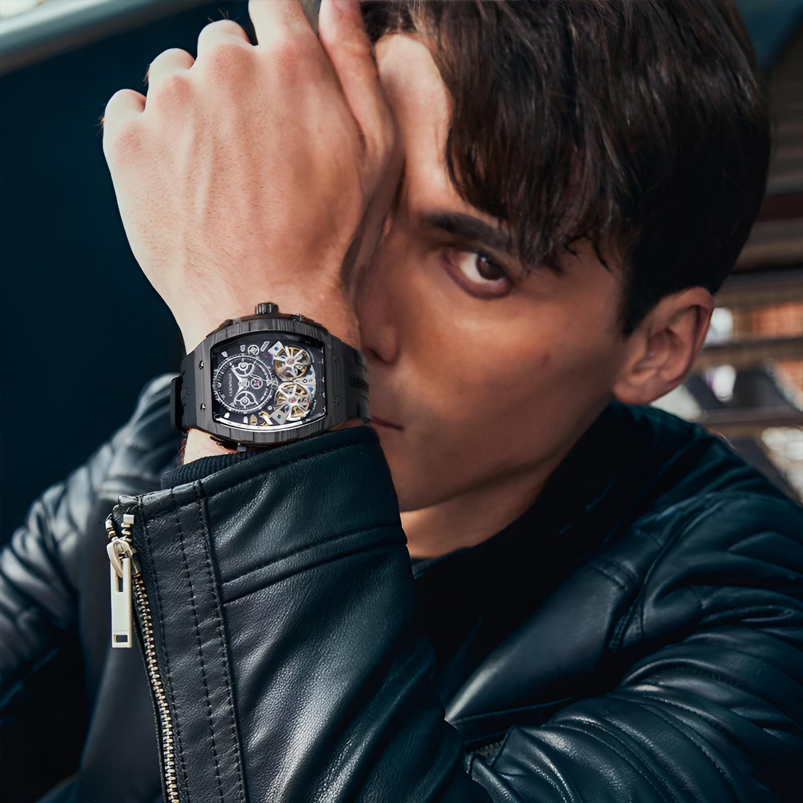 Mark Fairwhale CARBONIX Obsidian Core – Black carbon fiber automatic watch for men with numberless dial and silicone sport strap