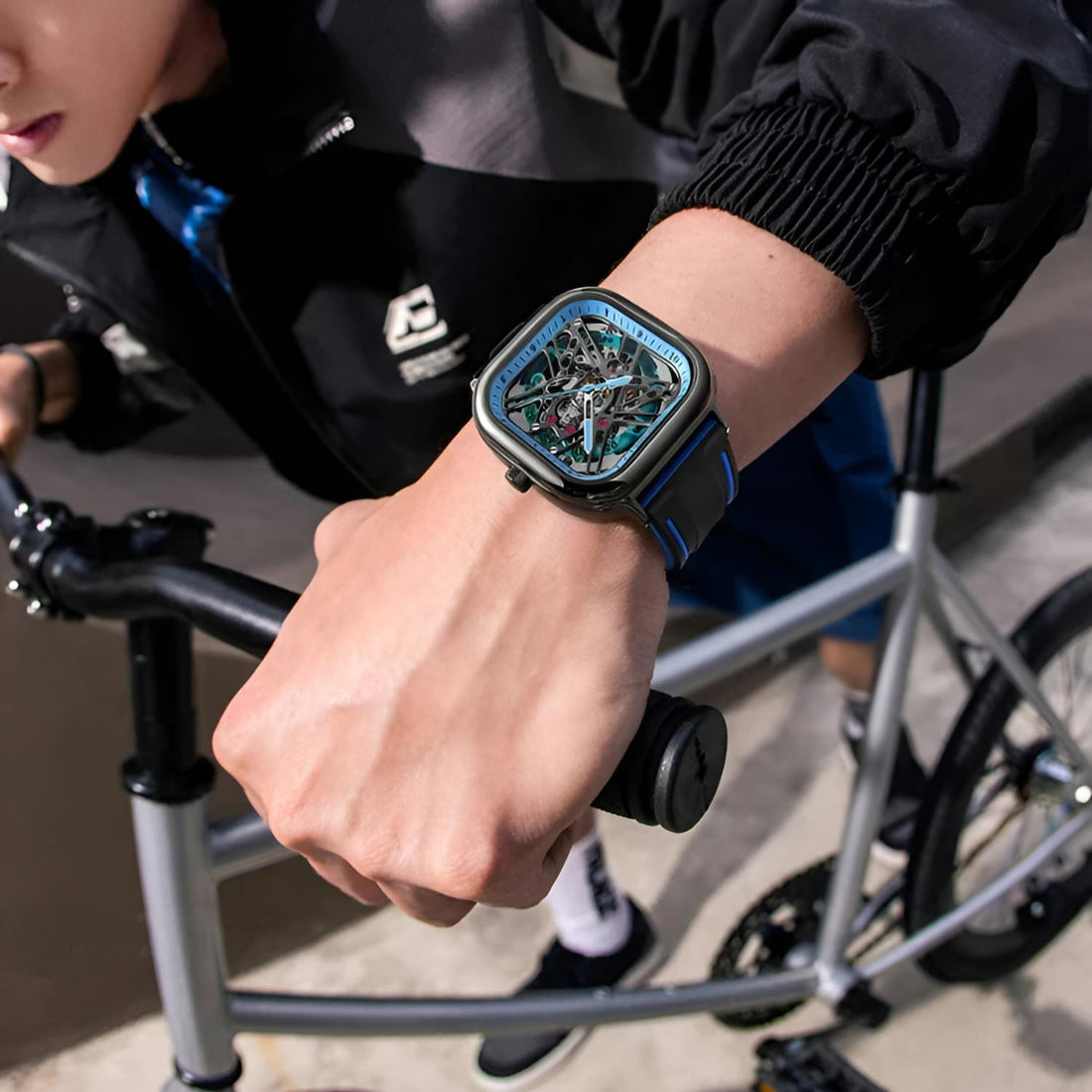 Mark Fairwhale KRYONI NIGHT TIDE – Black skeleton automatic watch for men with luminous display and rubber sport strap