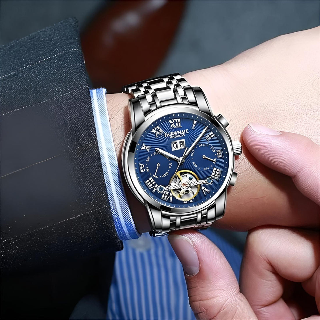 Mark Fairwhale ORIENTIS Skyborne Steel – Stainless steel automatic watch for men with luminous calendar dial and dual-material band