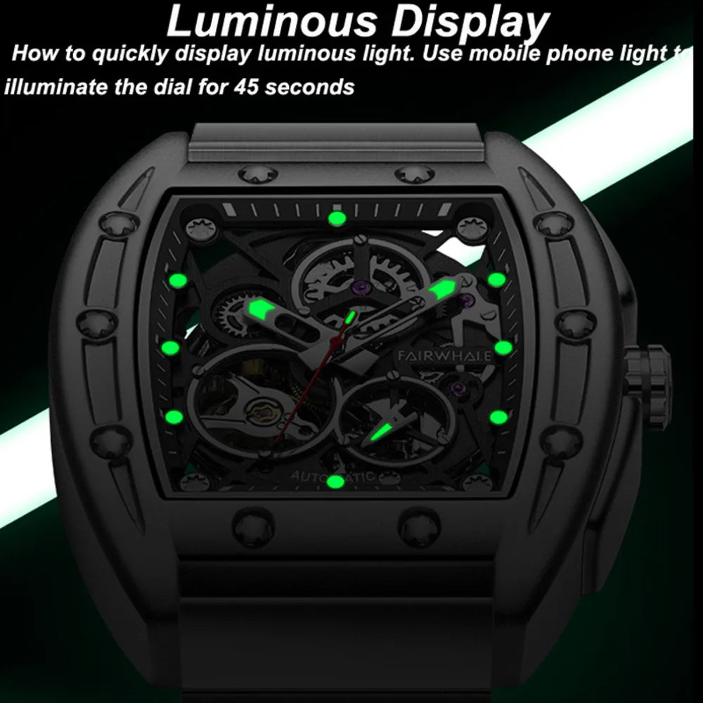 Automatic Mechanical Watch luminous display in dark environment