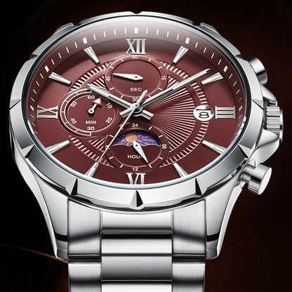 Luminous quartz watch dial visible in low light conditions