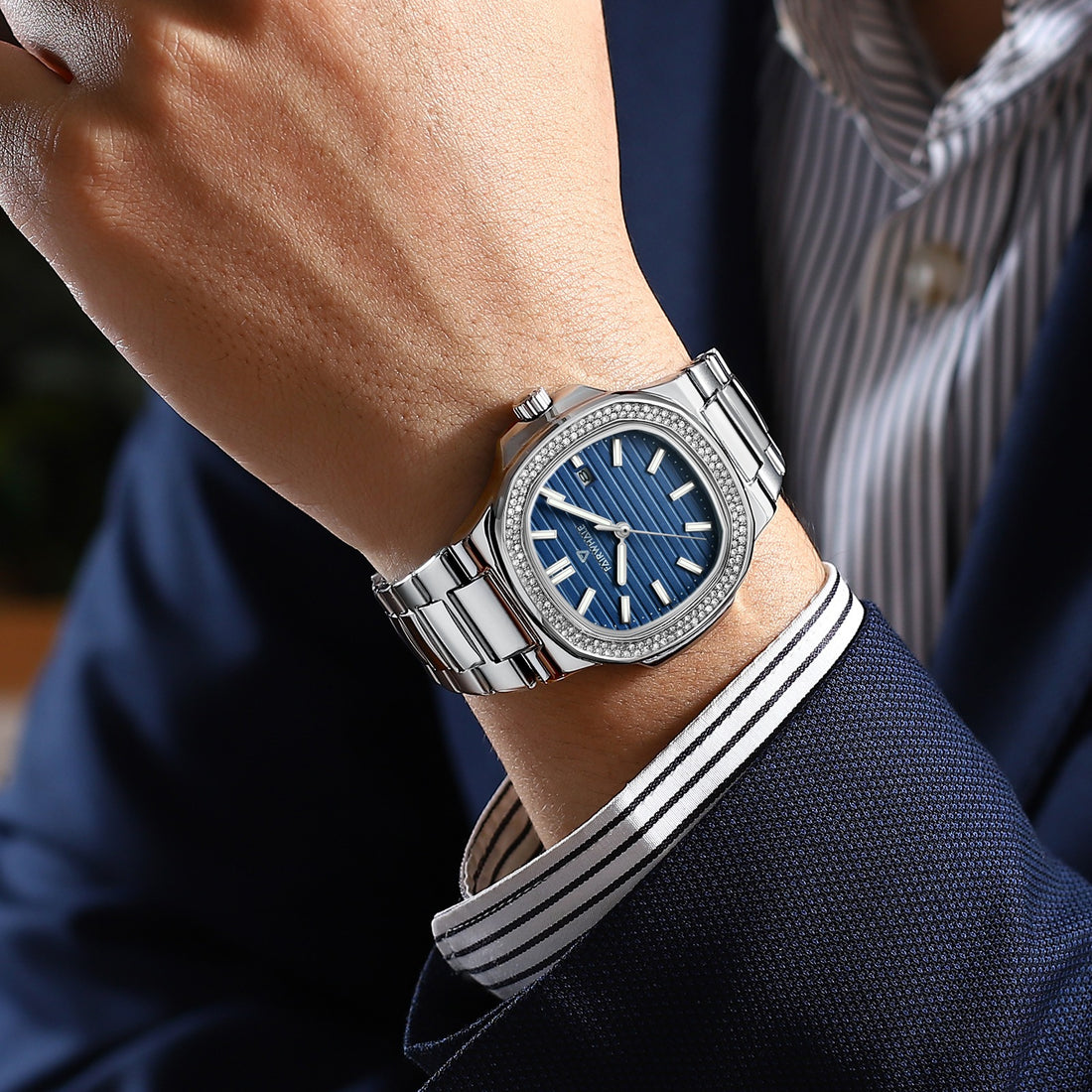 Mark Fairwhale FW-5620 CRYSTOR Sapphire Horizon – Silver square watch for men with crystal accents and stainless steel strap