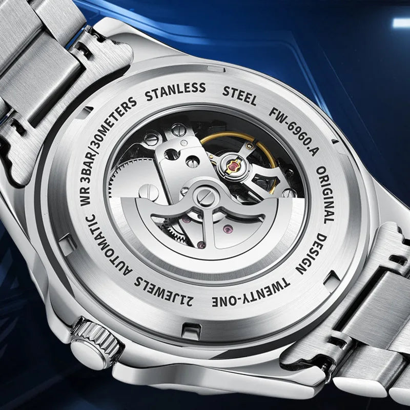 The exhibition case back of the AUREOX reveals the automatic skeleton movement in full detail. A tribute to precision, every rotor and jewel is visible a clear signature of mechanical craftsmanship.