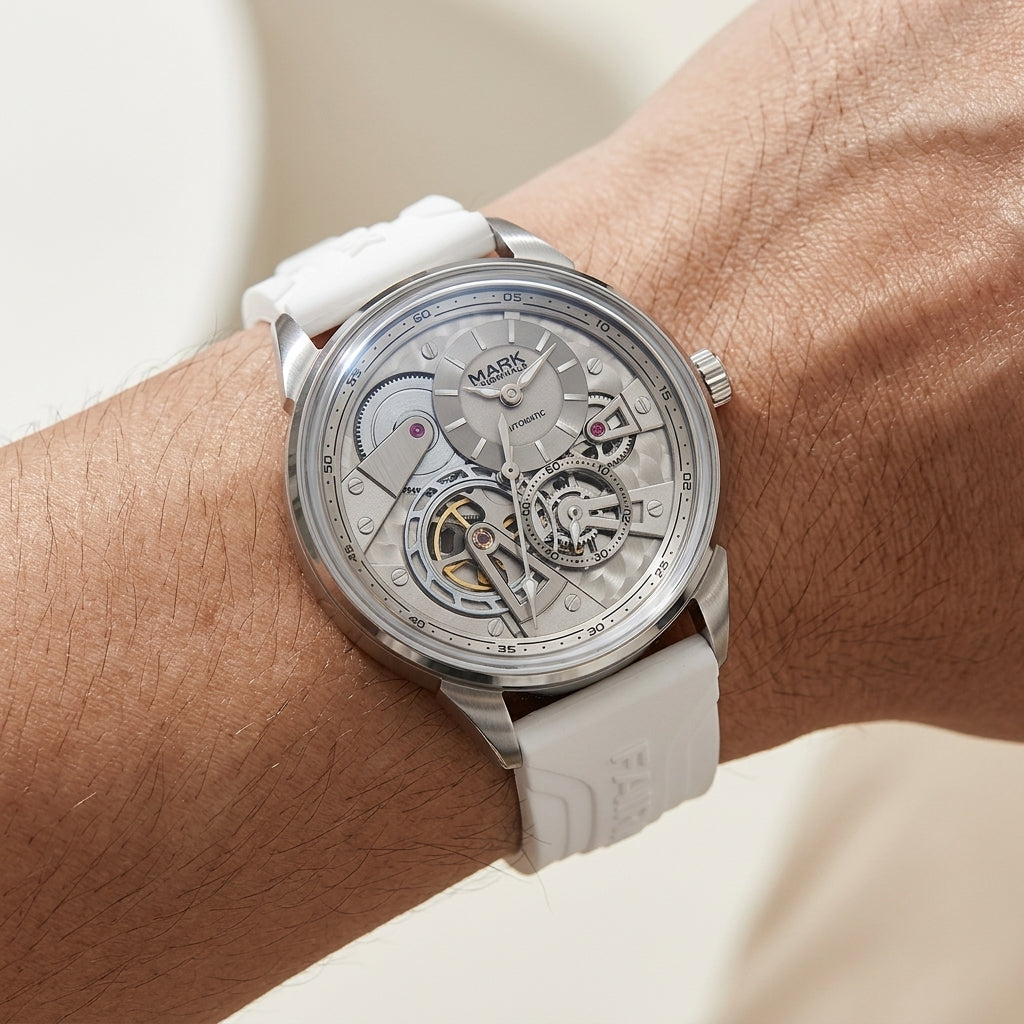 Mark Fairwhale FW-6042 Sk - Strap detail, embossed logo, white rubber
