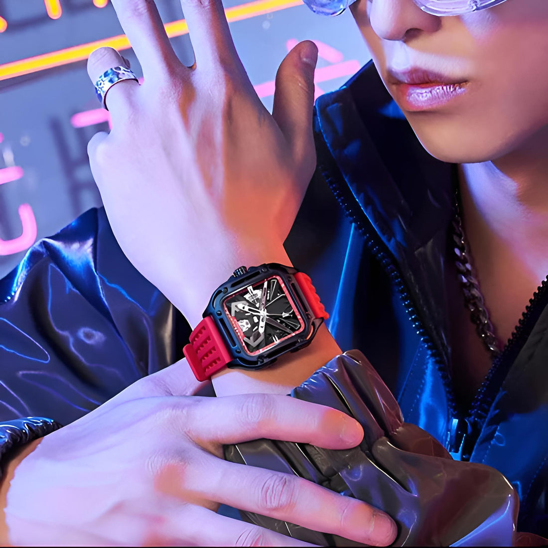 Mark Fairwhale ISITRION Scarlet Pulse – Red accent automatic mechanical watch for men with luminous dial and rubber sport strap