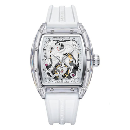 The Bai Ze figure dominates the dial, symbolizing wisdom and protection. Suspended above the movement, it transforms timekeeping into a statement of strength and mythology.