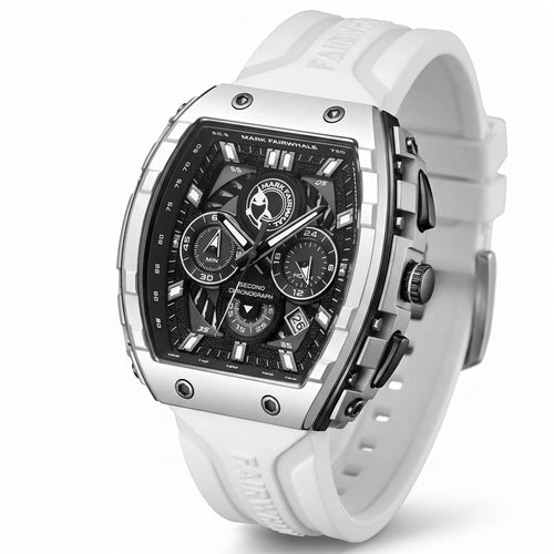 Fairwhale FW-5670 Men’s W - Red watch, detail on tachymeter bezel and subdials