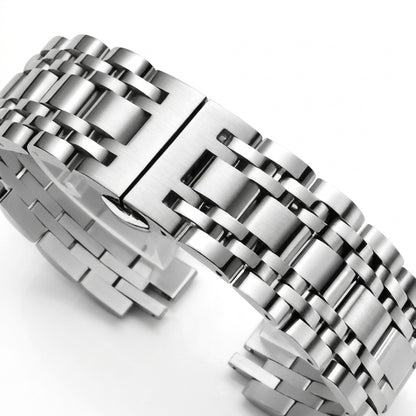 FAIRWHALE FW-5630 LUNARYS - leather strap, metal buckle, macro detail, studio lighting