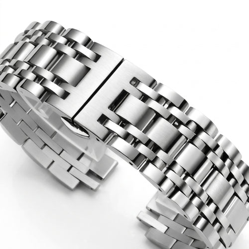 FAIRWHALE FW-5630 LUNARYS - leather strap, metal buckle, macro detail, studio lighting