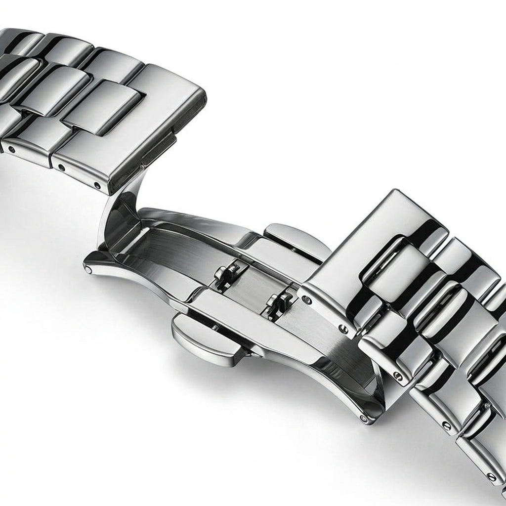 Mark Fairwhale FW-5019 Me - leather strap buckle macro
