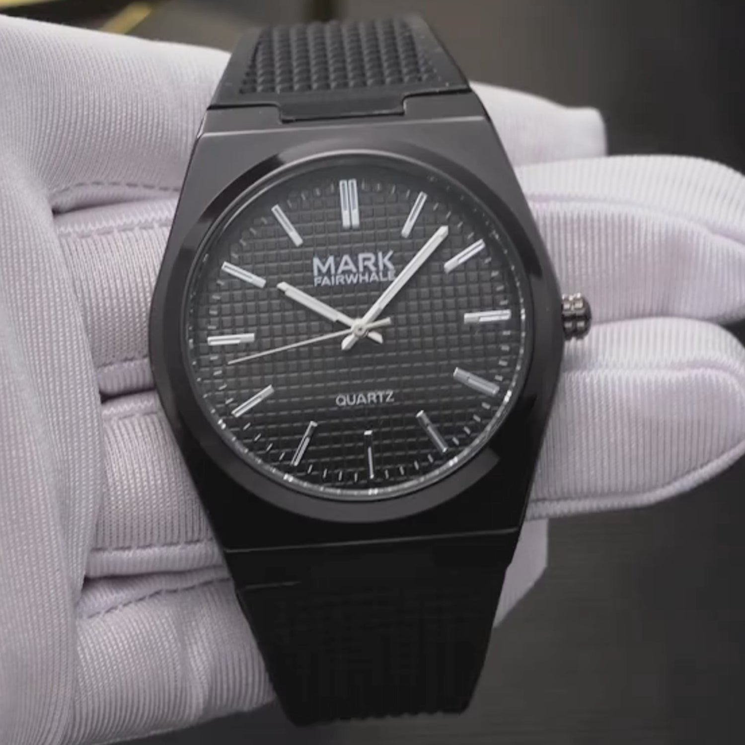 Mark Fairwhale STRAYA men’s quartz watch with stainless steel case and mesh strap, chronograph dial, luminous hands – luxury modern timepiece video.
